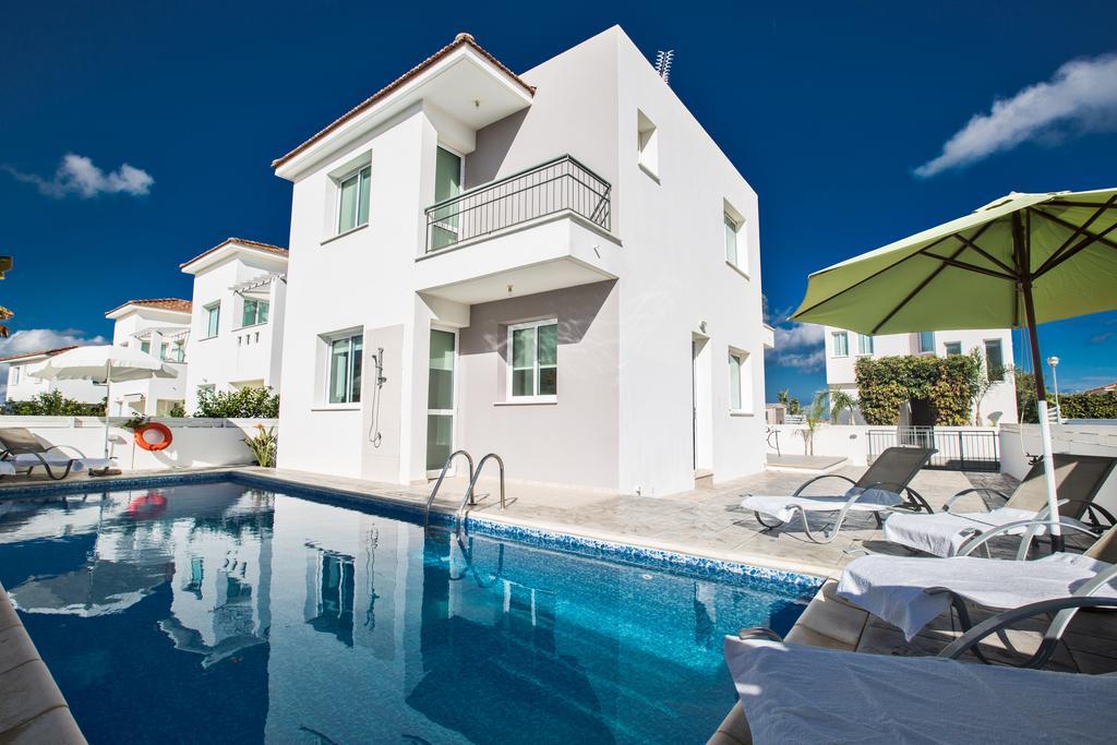 Avra Villas Paralimni Exterior foto